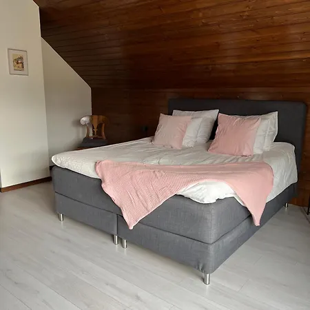 Orchard Apartment *